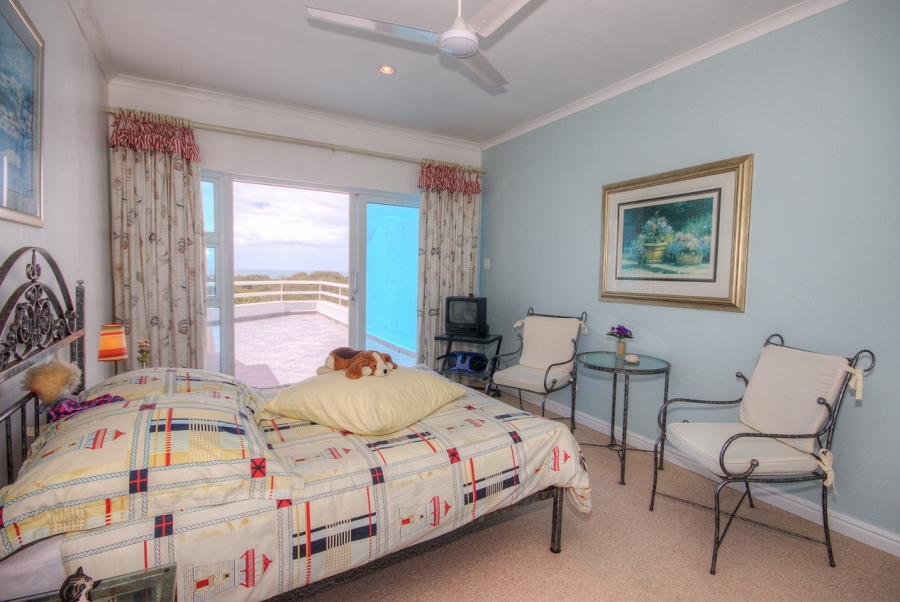 5 Bedroom Property for Sale in Royal Alfred Marina Eastern Cape